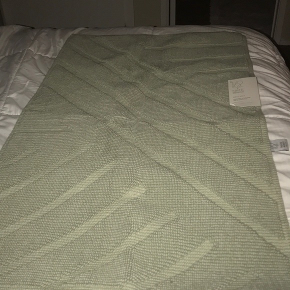 Bath mat - Picture 3 of 3